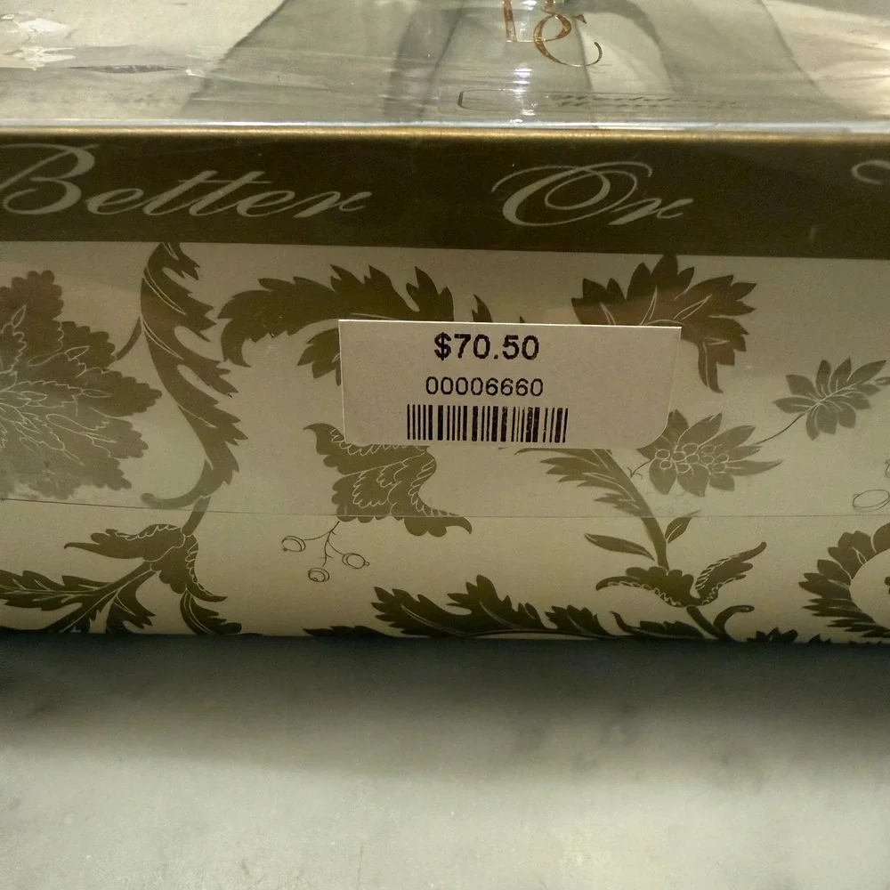 Beverly Clark Vintage 1996 Wedding Memories Photo Album Ivory Satin Floral Boxed